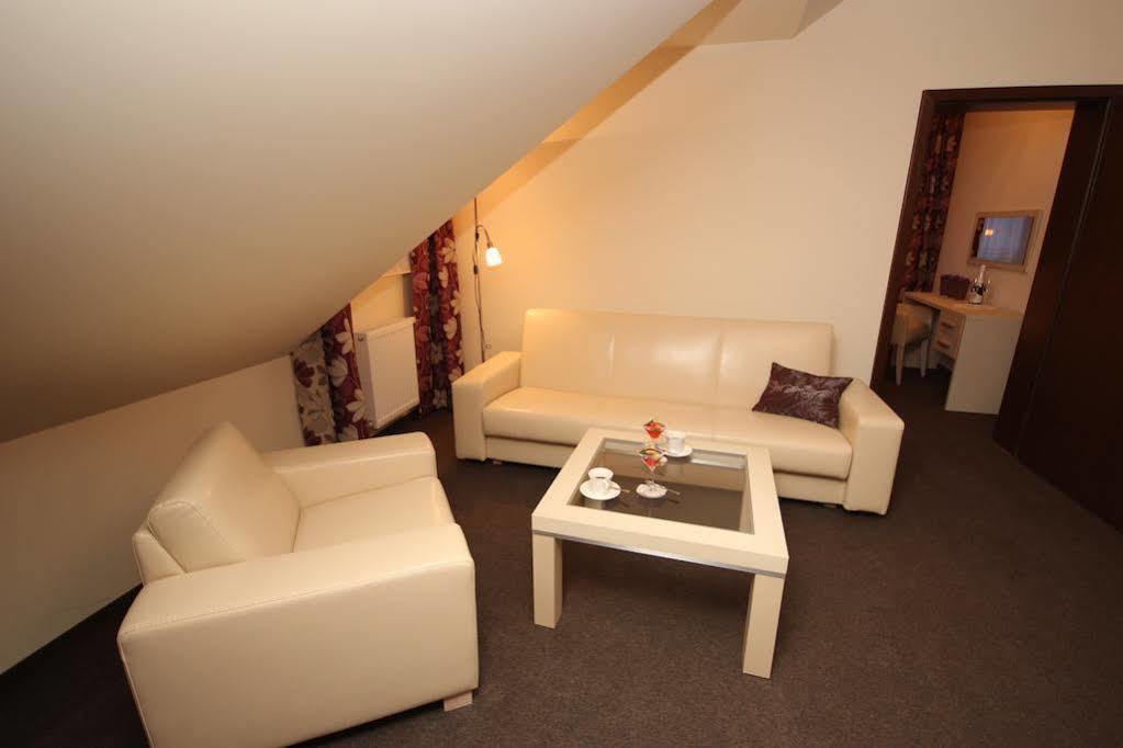 Biala Akacja Resort & Business Prudnik Dış mekan fotoğraf